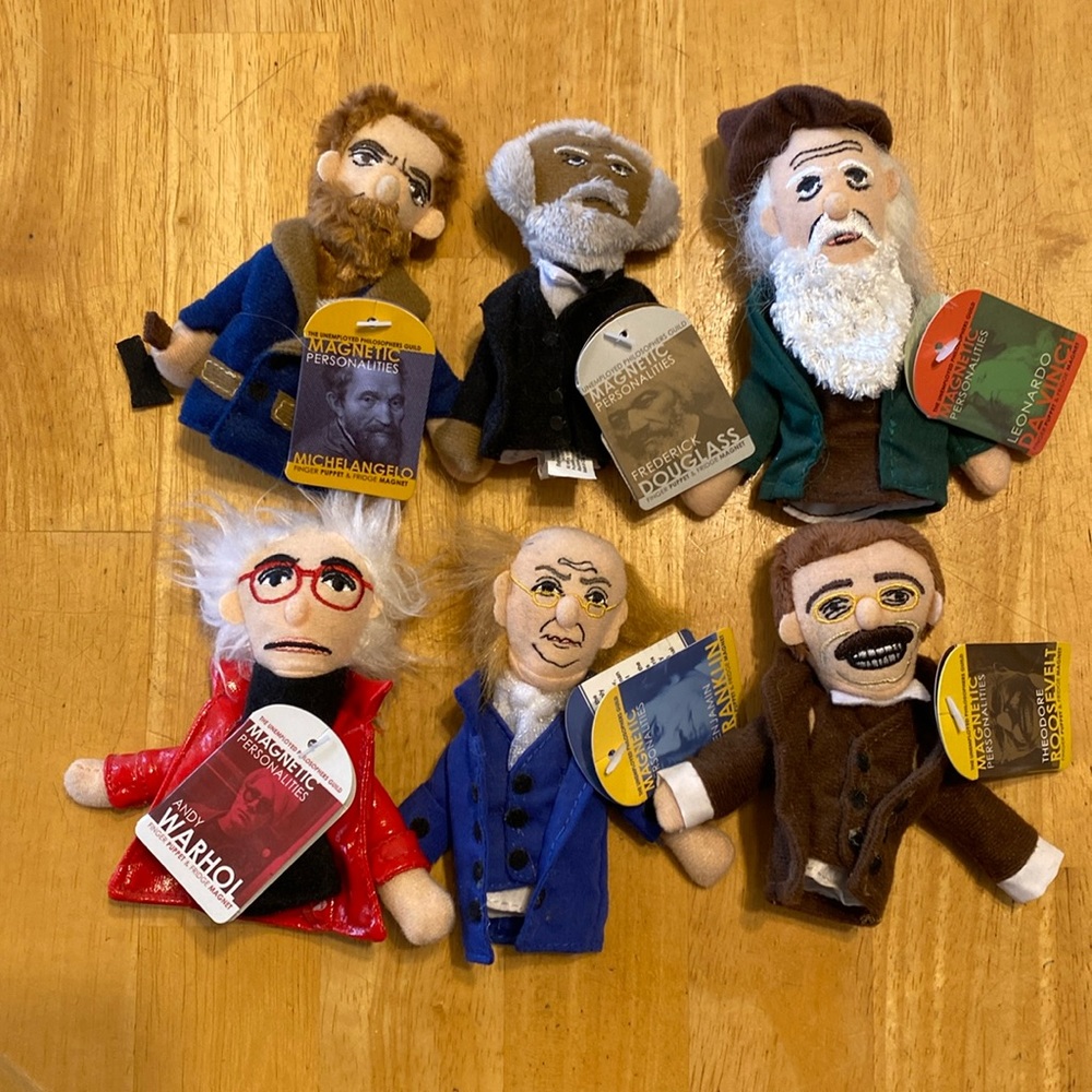 Historical finger puppets